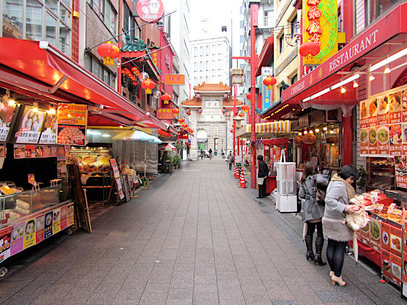 Street Scene Chinatown Nankinmachi in Kobe