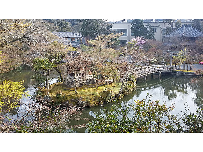 Hojo Pond Eikan-do Temple in Kyoto