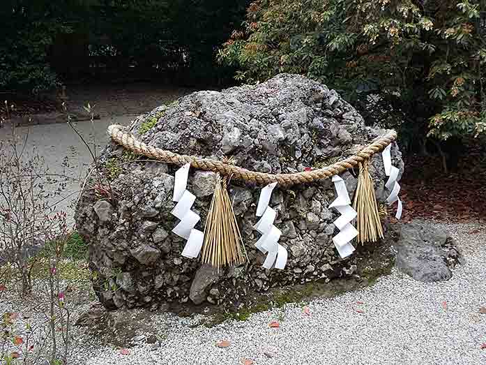 Sazare-Ishi Shimogamo Shrine in Kyoto