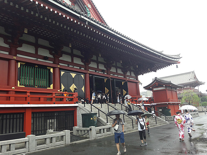>Main Hall (Hondo) Sensoji Temple in Asakusa Tokyo