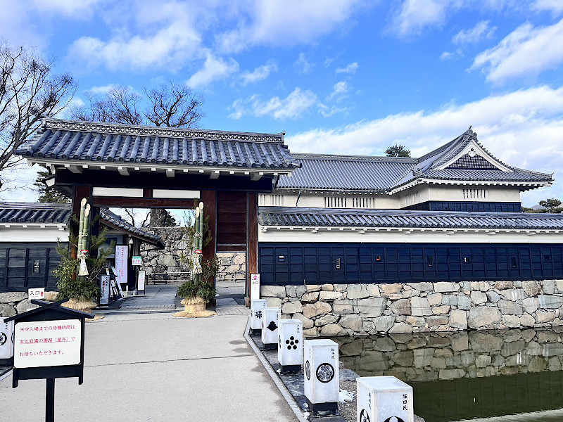 Ninomon Gate of Matsumoto Castle in Nagano Prefecture