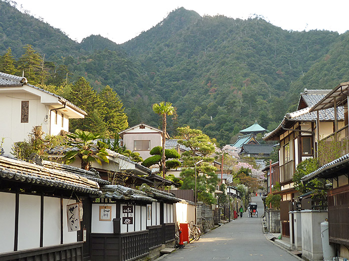 Miyajima-cho village street scene