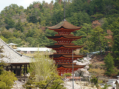 Miyajima Gojunoto Five-storied Pagoda