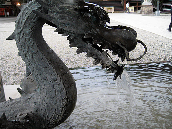 Dragon water basin at Futaarayama Shrine in Utsunomiya