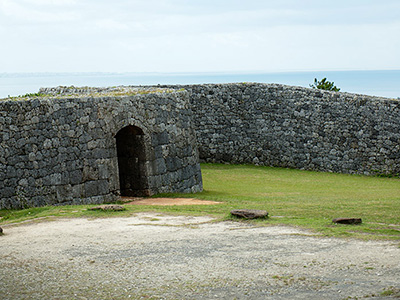 Zakimi Castle