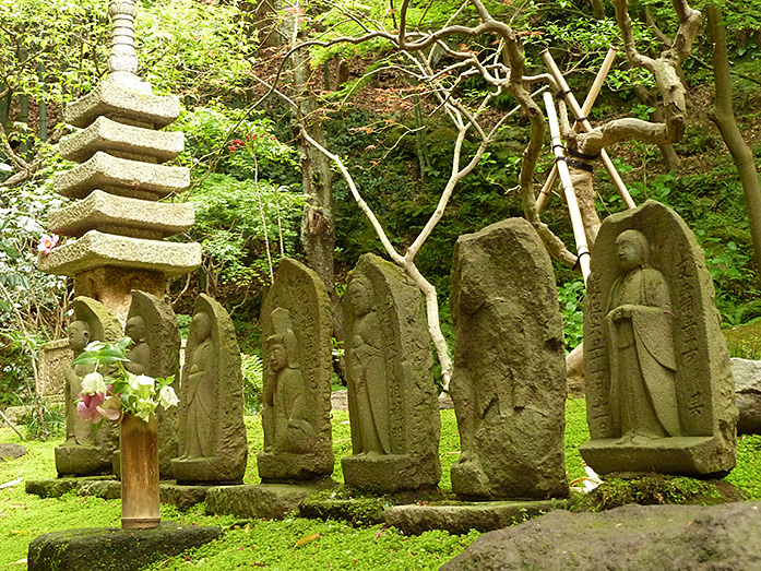 Stone pagoda Hokokuji Temple in Kamakura