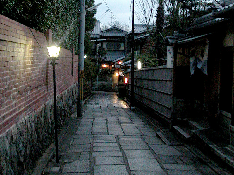 Ishibe-koji Alley at Night in Kyoto