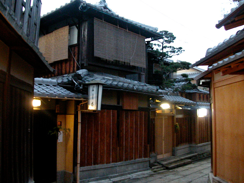 Traditional Houses Ishibe-koji Alley in Higashiyama, Kyoto