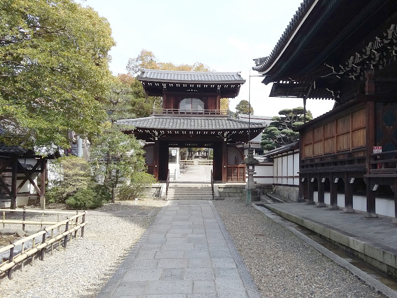 Nitenmon Gate of Otani Hombyo Temple in Kyoto