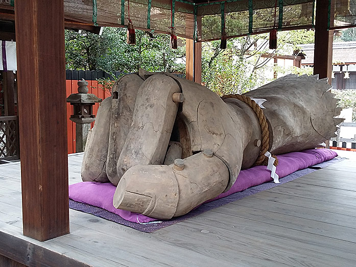 Wooden Arm Shimogamo Shrine