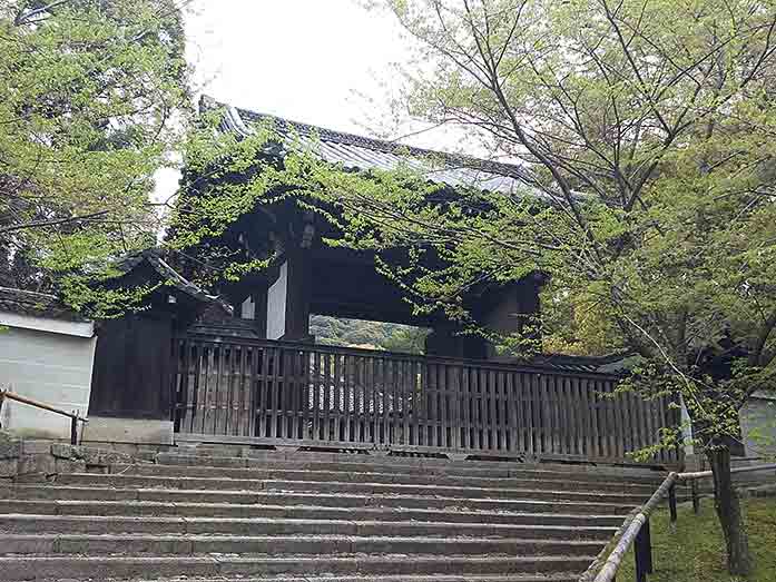 Shikyaku-mon Gate Shoren-in Temple