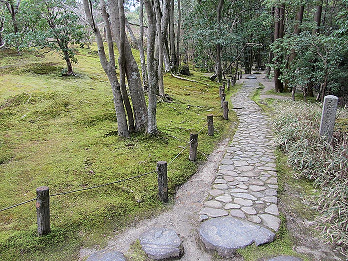 Path in Isuien Garden in Nara