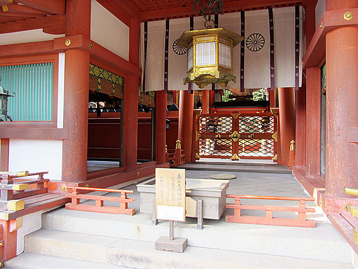 Golden Lantern Kasuga Taisha Shrine in Nara