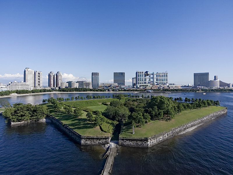 Daiba Park Old Fort in Tokyo Bay