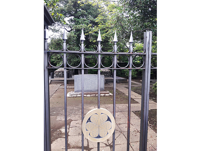 Tokugawa Yoshinobu Graveyard, Yanaka Cemetery in Tokyo