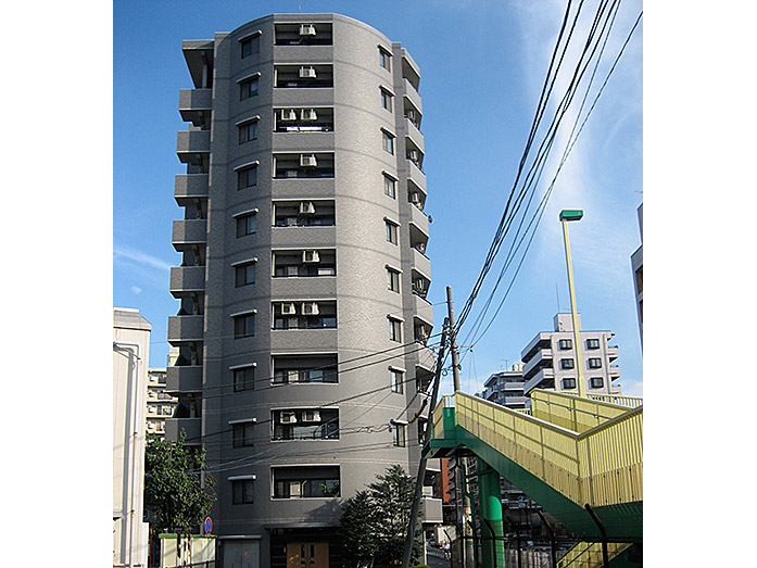Building in Tsurumi Yokohama
